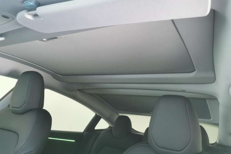 Used Tesla Model 3 2025 Rear-Wheel-Drive Version
