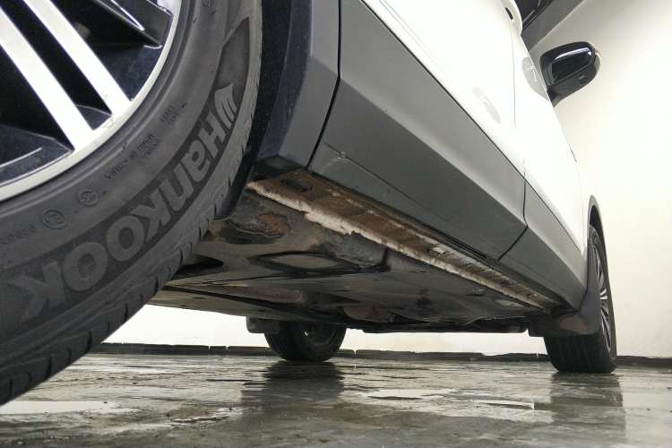 Used Volkswagen Tiguan L 2020 330TSI Automatic Two-Wheel Drive Panoramic Comfort Edition China VI Standard
