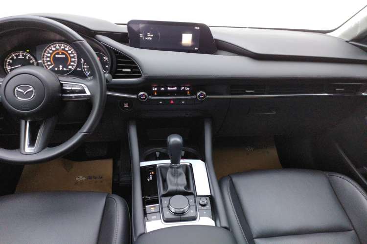 Used Mazda Mazda 3 Axela 2023 2.0L Automatic ZhiZhen Edition
