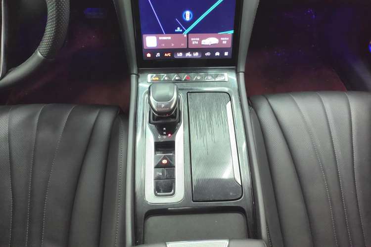 Used Hongqi H5 2024 1.5T DCT Smart Connect Flagship Edition
