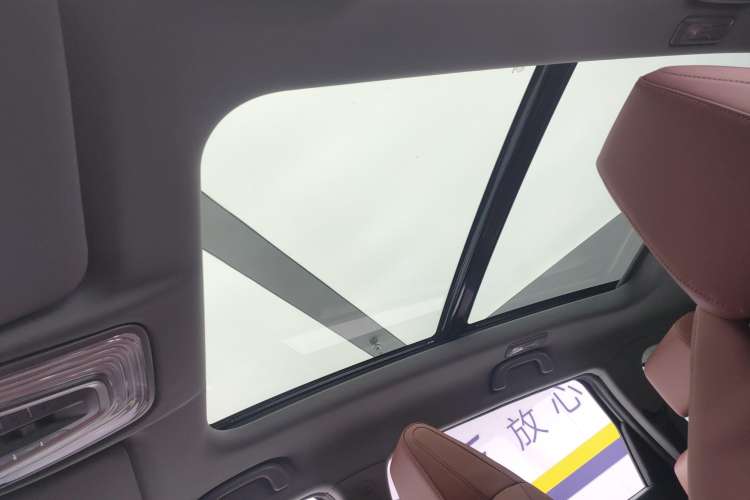 Used Changan CS75 PLUS 2024 3rd Generation Champion Edition 1.5T Intelligent Drive Dynamic Model
