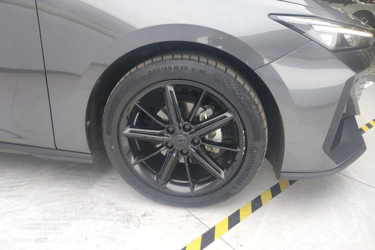 Used Changan UNI-V 2022 1.5T Prestige Version
