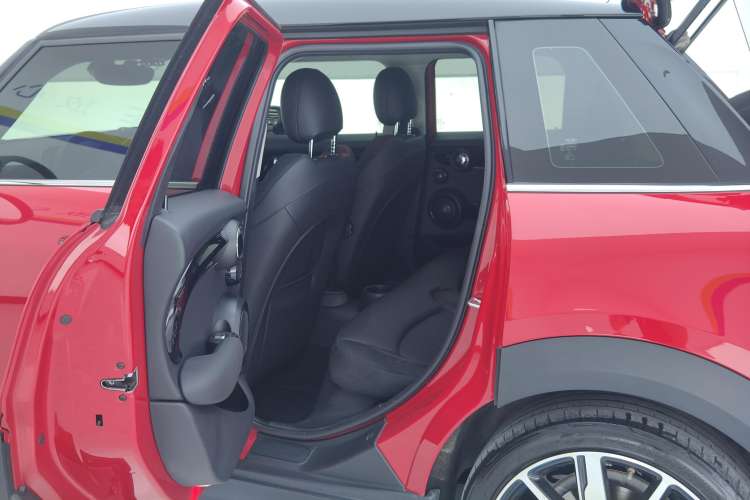 Used  MINI 2023 2.0T COOPER S Artist Five-Door Edition
