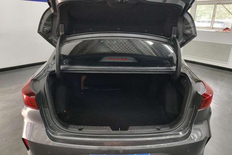 Used Changan Eado 2021 PLUS Blue Whale NE 1.4T GDI DCT Prestige Model
