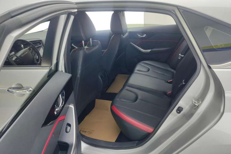 Used Venucia D60 2019 100 000 Honor 1.6L XL CVT Chenku Edition China VI Standard
