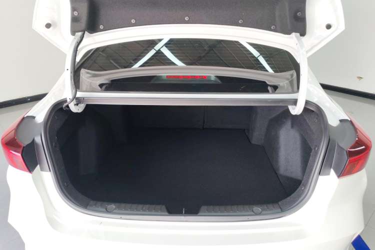 Used Changan Eado 2023 Changan Edition PLUS Blue Whale NE 1.4T GDI DCT Prestige Version
