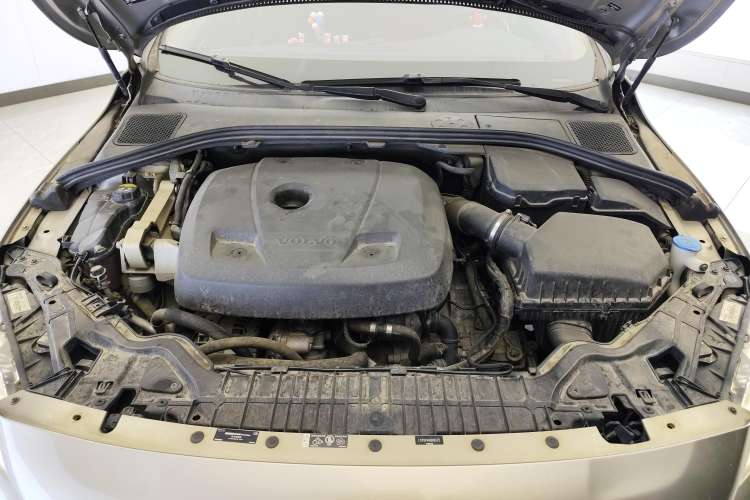 Used Volvo S60 2016 S60L T4 Zhiyuan Edition
