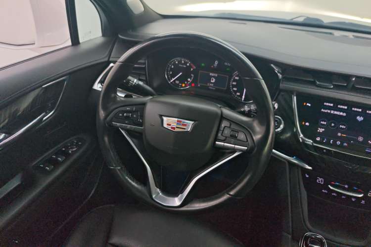 Used Cadillac XT6 2022 2.0T 7-Seater Two-Wheel Drive Luxury Version
