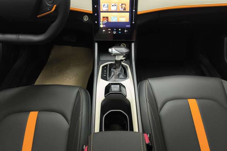 Used Dongfeng Aeolus Yixuan 2023 Mach Edition 1.5L Automatic Chasing Shadow Version
