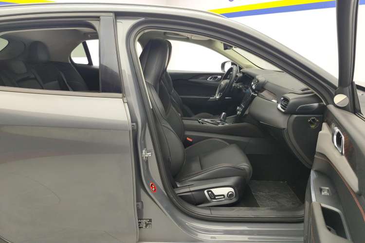 Used Lynk & Co 02 2018 1.5T DCT Two-Wheel Drive Pro Version China V Emission Standard
