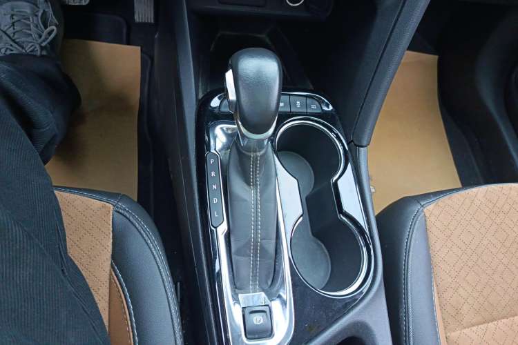 Used Buick Encore GX 2022 332T CVT Two-Wheel Drive Luxury Version
