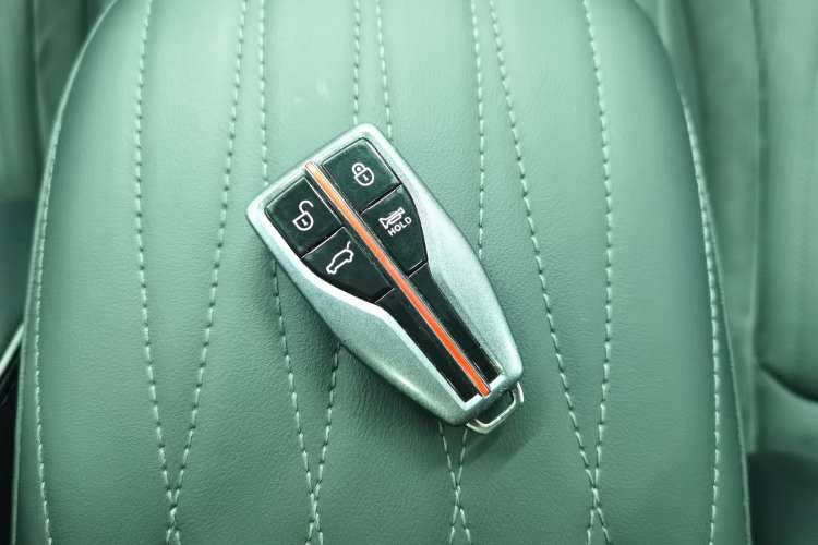 Used Hongqi HS5 2022 Revised Version 2.0T Smart Connect Flagship Edition