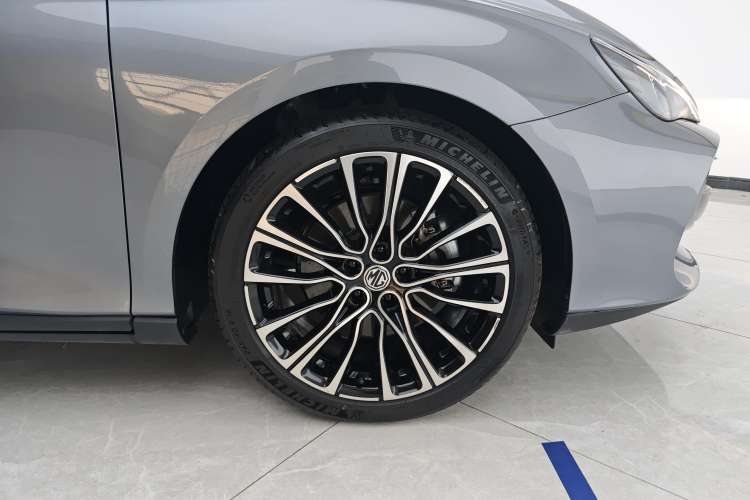 Used MG 7 2023 2.0T Automatic Hunter Luxury Edition
