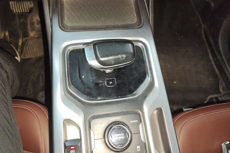 Used Geely Auto Haoyue 2022 1.8TD DCT Luxury 7-Seater
