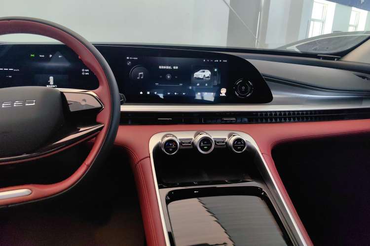 Used  Stellar C-DM 2024 1.5T Long-Range Pro
