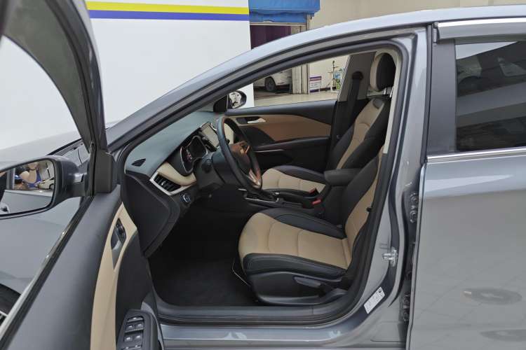 Used Chevrolet Monza 2020 320 Automatic Enjoyment Edition
