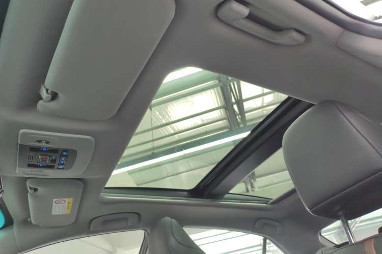 Used Toyota Camry 2021 Dual-Motor 2.5HG Luxury Edition
