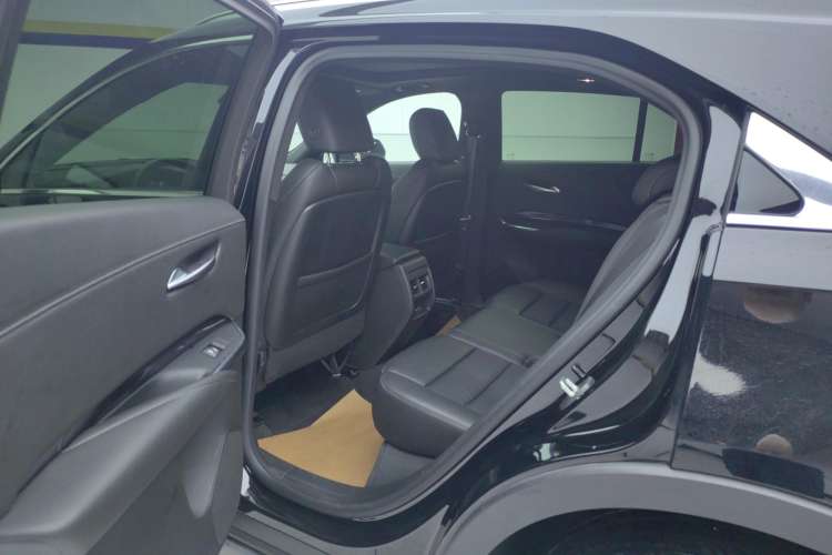 Used Cadillac XT4 2022 28T Two-Wheel Drive Fashion Edition
