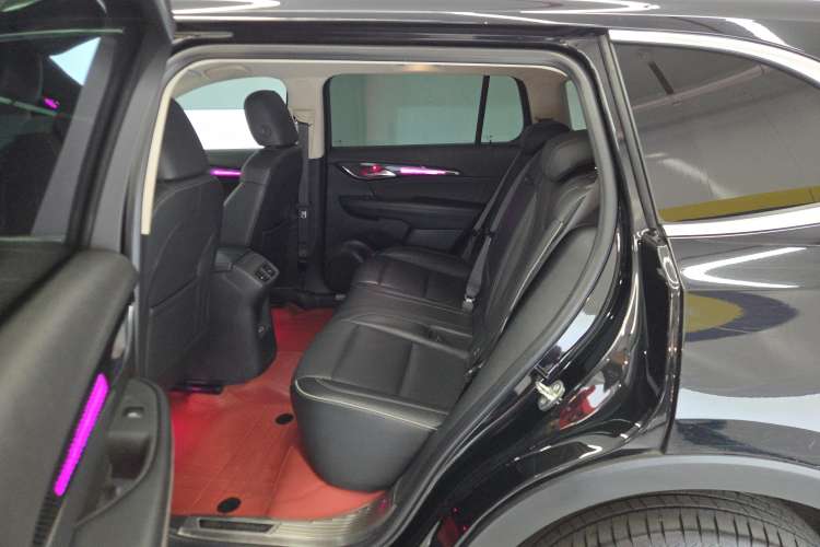 Used Buick Envision 2022 Encore Plus 652T Five-Seat Luxury Model
