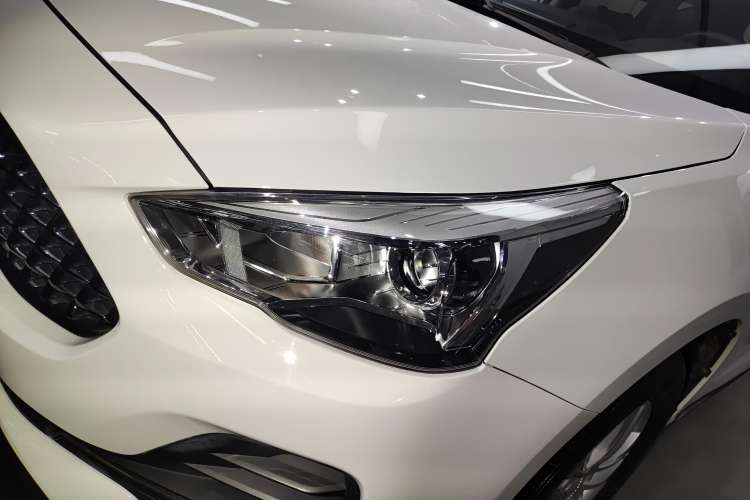 Used Haval M6 2019 1.5T DCT Two-Wheel Drive Elite Version China VI Standard
