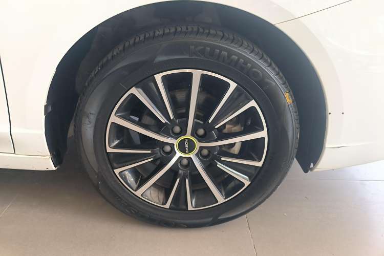 Used Roewe i5 2021 Revised 1.5L CVT Starry Edition
