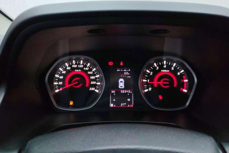 Used Soueast DX3 2018 1.5L Manual Luxury Model
