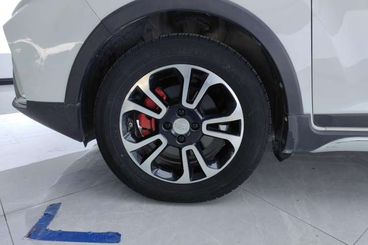 Used Geely Auto Vision X3 2017 1.5L Automatic Prestige Model
