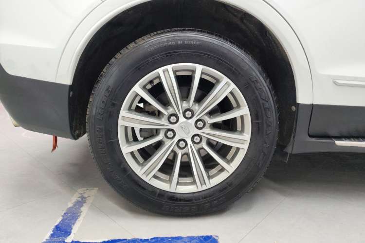 Used Cadillac XT5 2018 25T Luxury Model