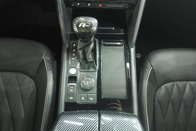 Used Volkswagen Teramont 2019 530 V6 Four-Wheel Drive Flagship Model China VI Standard
