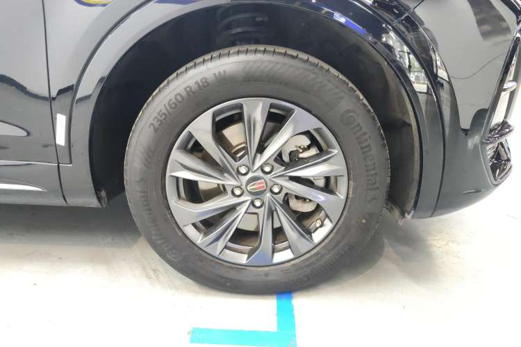 Used Hongqi HS5 2023 2.0T Qixiang Pro Edition
