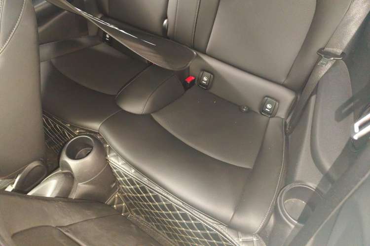 Used  MINI 2022 1.5T COOPER Classic Edition
