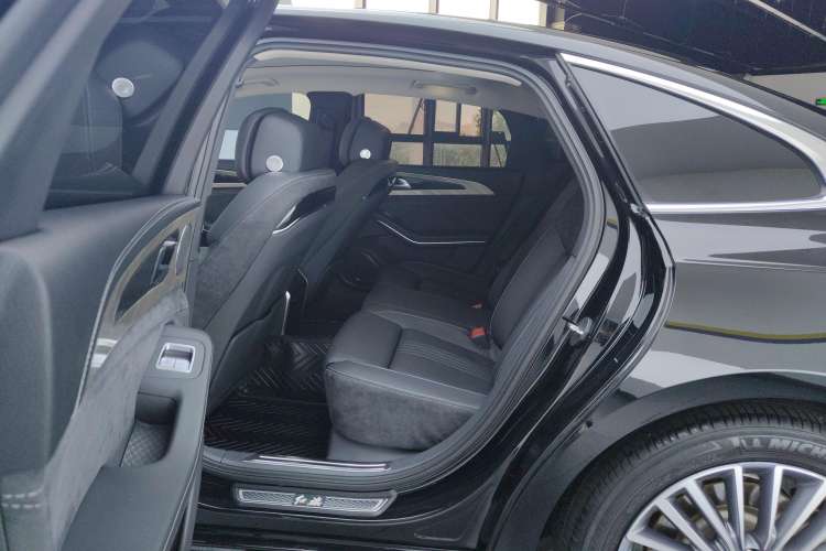 Used Hongqi H9 2020 2.0T Smart Connect Flagship Edition
