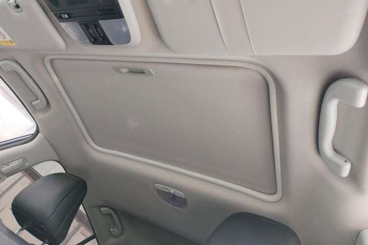 Used Subaru Solterra 2024 2.5i AWD Luxury Edition EyeSight
