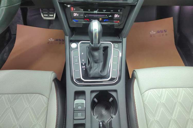 Used Volkswagen Magotan 2023 2 Million Units Commemorative Edition 330TSI DSG Luxury Version
