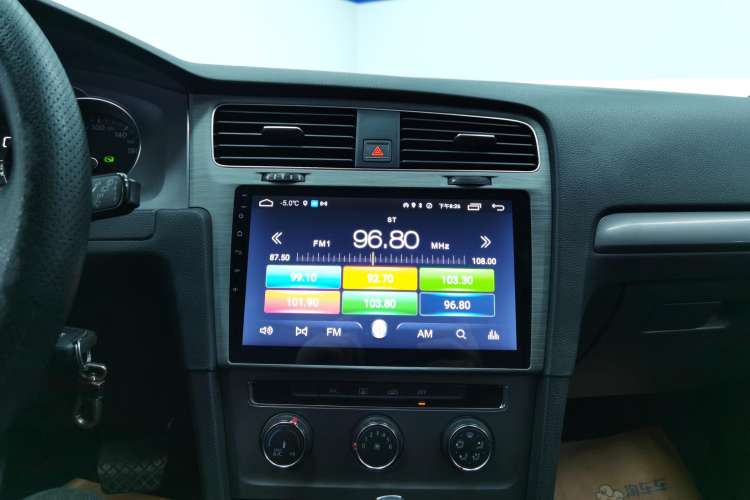 Used Volkswagen Golf 2016 1.6L Automatic Fashion Model
