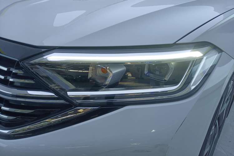 Used Volkswagen Sagitar 2023 300TSI DSG Excellence Edition
