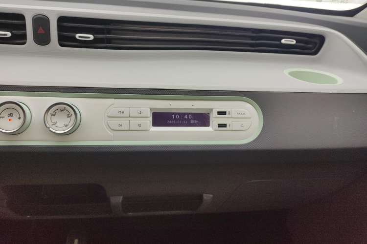 Used Wuling Hongguang MINIEV 2022 Macaron Premium Model – Lithium Iron Phosphate
