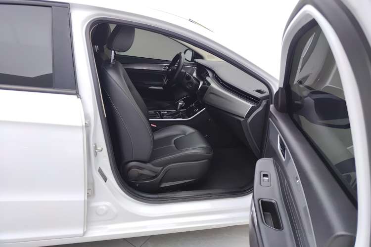 Used Chery Arrizo 5 2019 Revised PRO 1.5L CVT Youth Edition China VI Standard