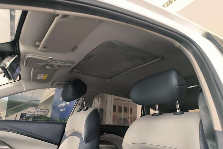 Used Baojun RC-5 2020 1.5T CVT Smart Shine Prestige Edition
