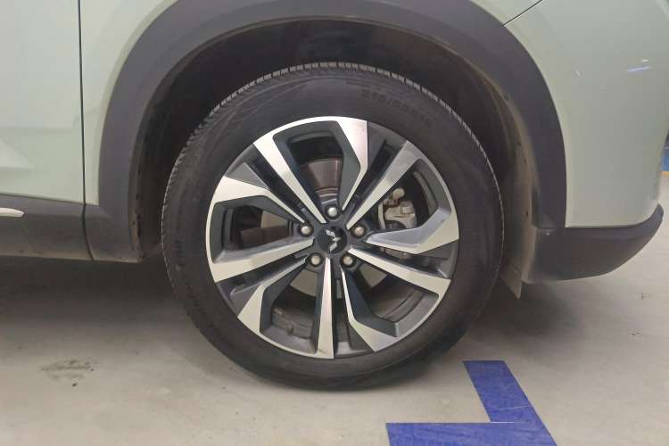 Used Wuling Asta 2022 2.0L DHT Electric-Speed Version