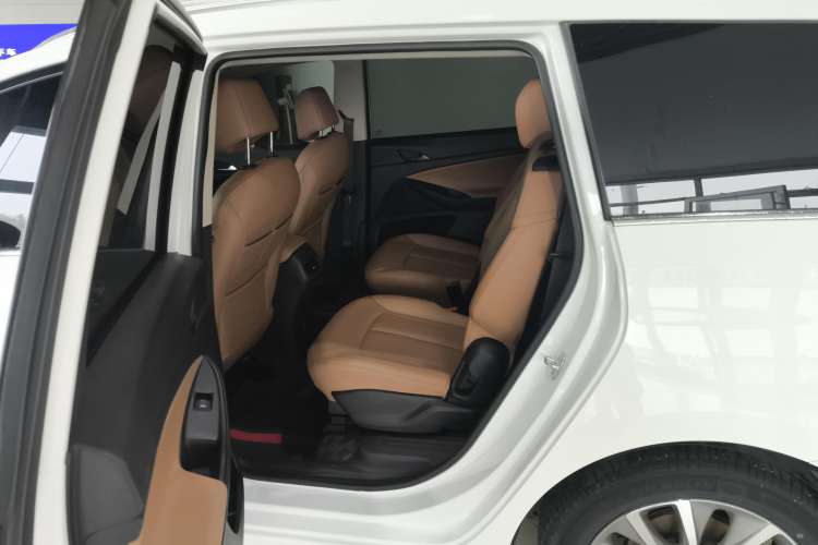 Used Buick GL6 2021 323T Mild Hybrid Connect Luxury Model
