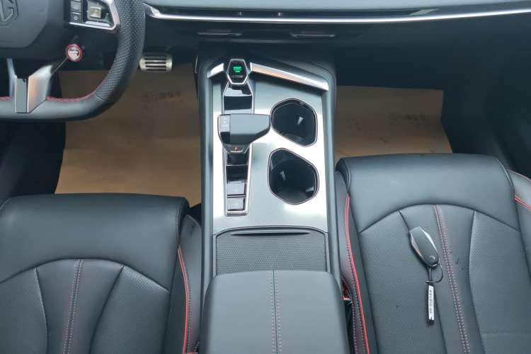 Used MG 7 2023 2.0T Automatic Hunter Luxury Edition
