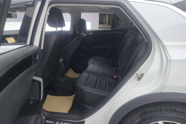 Used Volkswagen T-ROC 2020 280TSI DSG Two-Wheel Drive Comfort Version