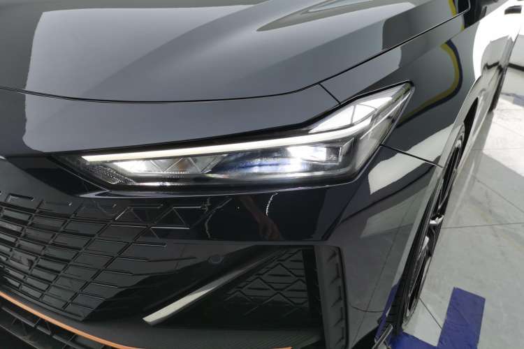 Used Changan UNI-V 2022 1.5T Sport Edition
