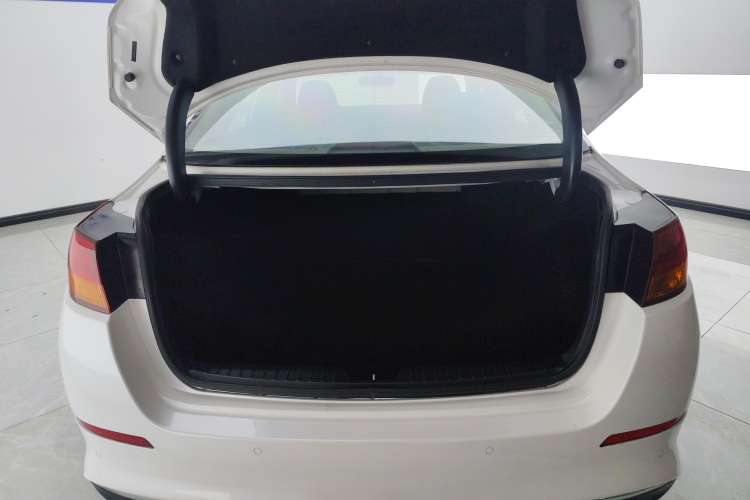 Used Kia K5 2014 2.0L Automatic LUXURY