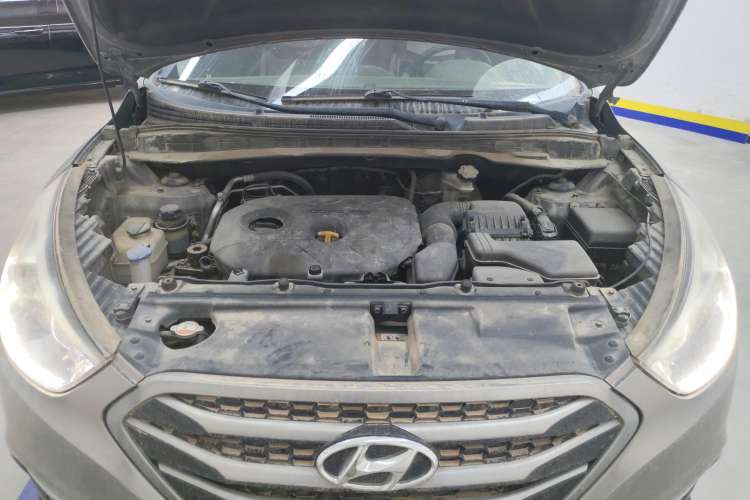 Used Hyundai ix35 2013 2.0L Automatic Two-Wheel Drive Smart GLS China IV Standard
