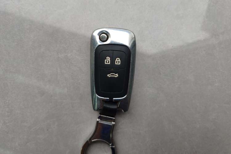 Used Chevrolet Monza 2022 320 Automatic Enjoyment Sunroof Version
