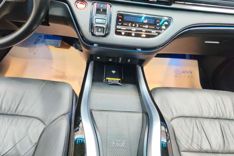 Used Honda Elysion 2022 2.0L eHEV Luxury Edition
