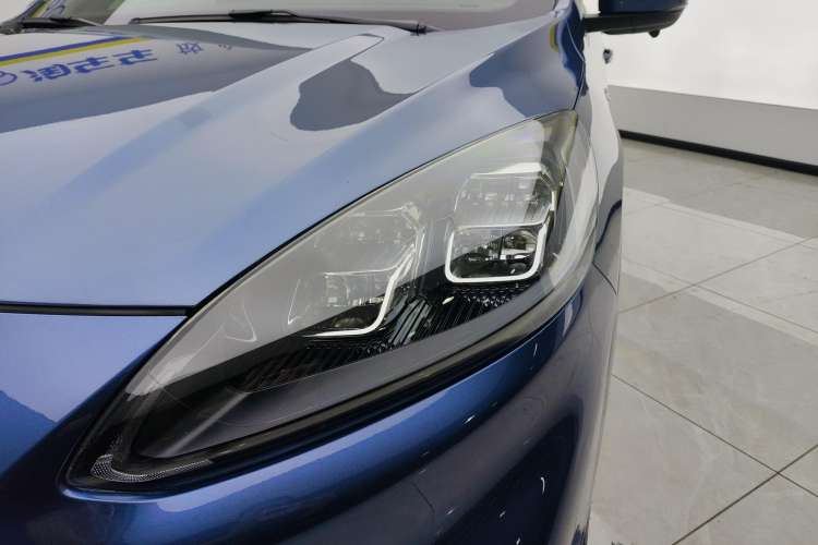 Used Ford Escape 2020 EcoBoost 245 Four-Wheel Drive ST-LINE Deluxe Edition
