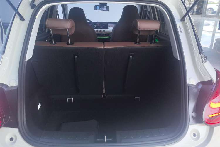 Used Wuling Bingo 2023 333 km Lingxi Connected+ Version
